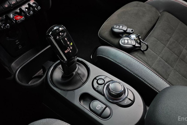 2022 Mini  с пробегом 20 318 км