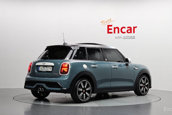 2023 Mini  с пробегом 21 162 км