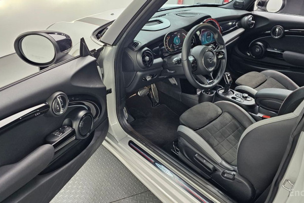 2022 Mini  с пробегом 20 318 км