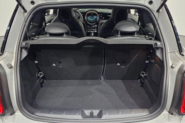 2022 Mini  с пробегом 20 318 км