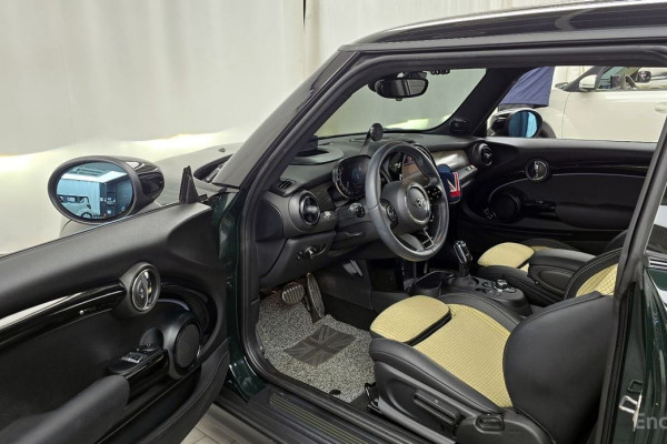 2022 Mini  с пробегом 37 967 км