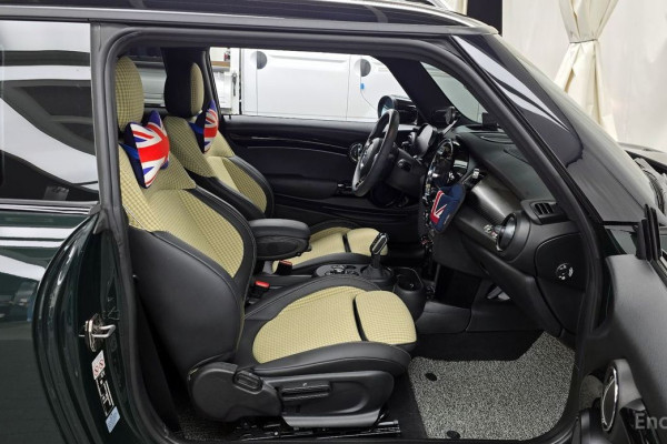 2022 Mini  с пробегом 37 967 км