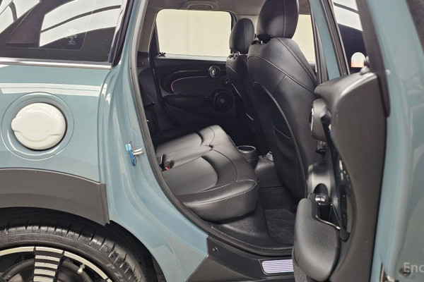 2023 Mini  с пробегом 21 162 км