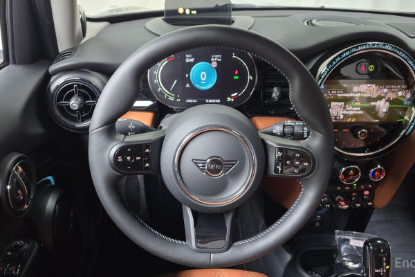 2023 Mini  с пробегом 21 052 км