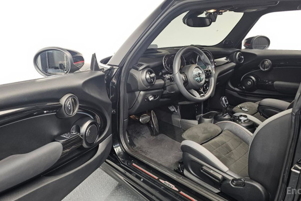 2022 Mini  с пробегом 48 479 км