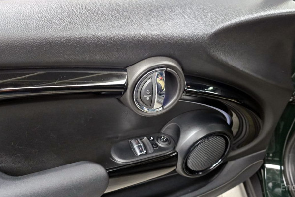 2022 Mini  с пробегом 37 967 км