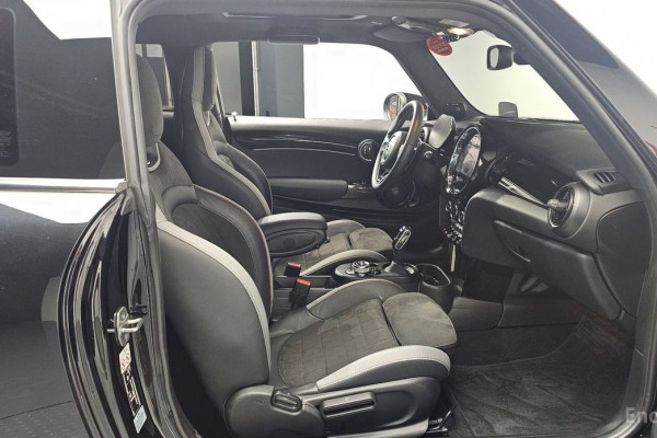 2022 Mini  с пробегом 48 479 км