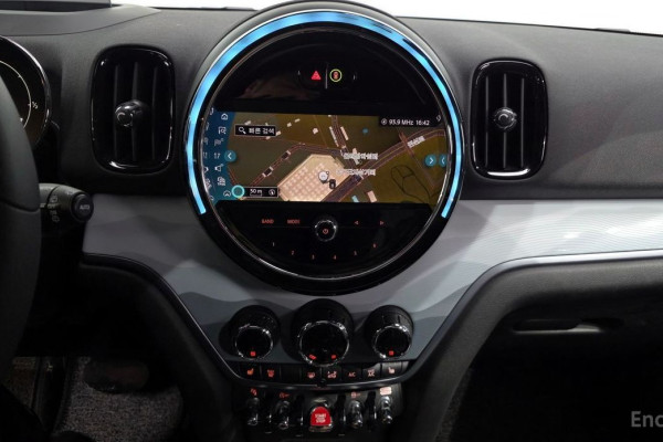 2023 Mini Countryman с пробегом 30 850 км