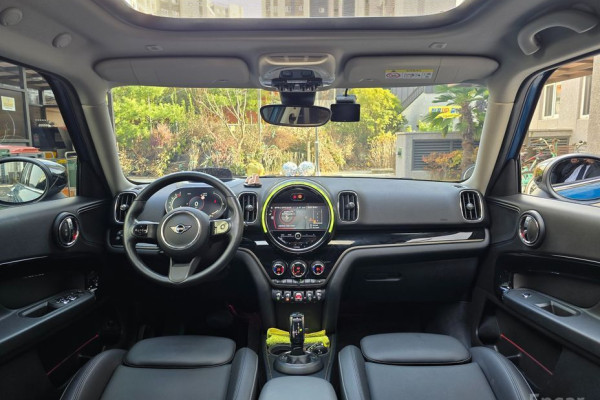 2023 Mini Countryman с пробегом 30 000 км