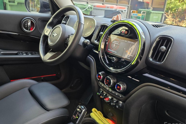 2023 Mini Countryman с пробегом 30 000 км