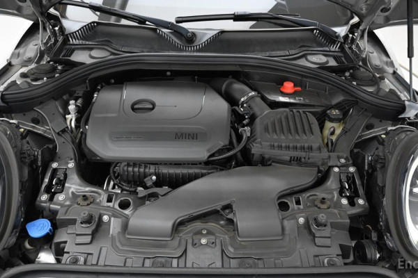 2023 Mini Clubman с пробегом 63 765 км