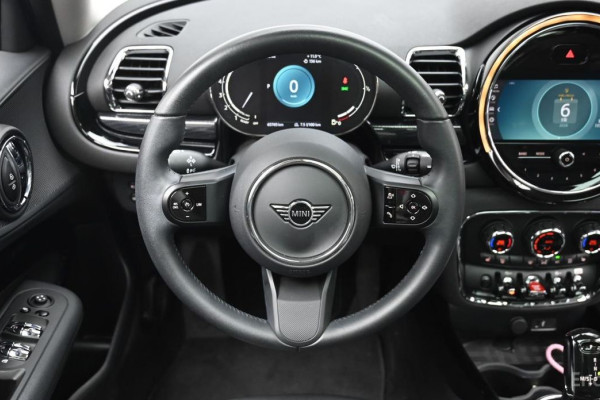 2023 Mini Clubman с пробегом 63 765 км