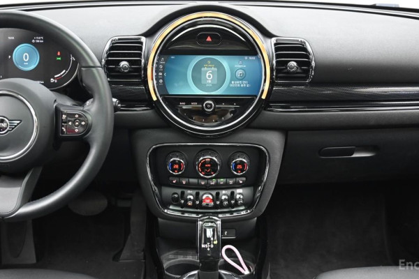 2023 Mini Clubman с пробегом 63 765 км