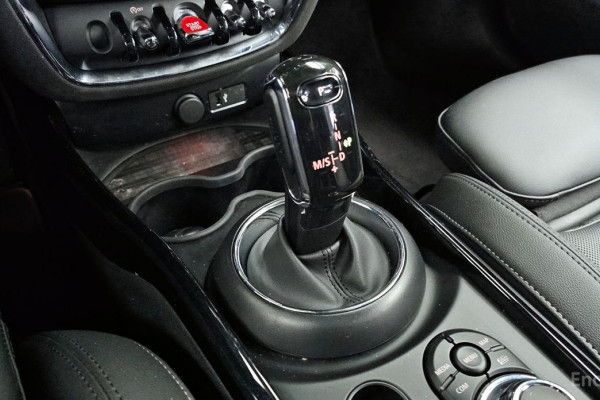 2023 Mini Clubman с пробегом 44 145 км