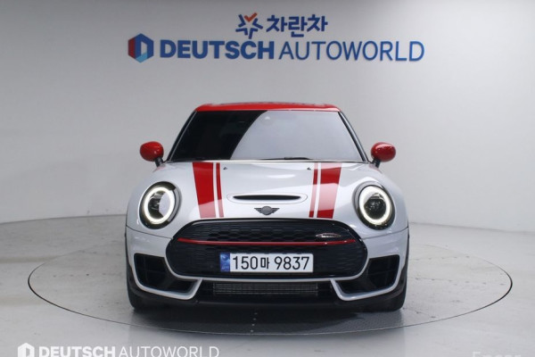 2023 Mini Clubman с пробегом 30 760 км