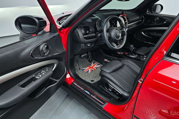 2023 Mini Clubman с пробегом 5 715 км