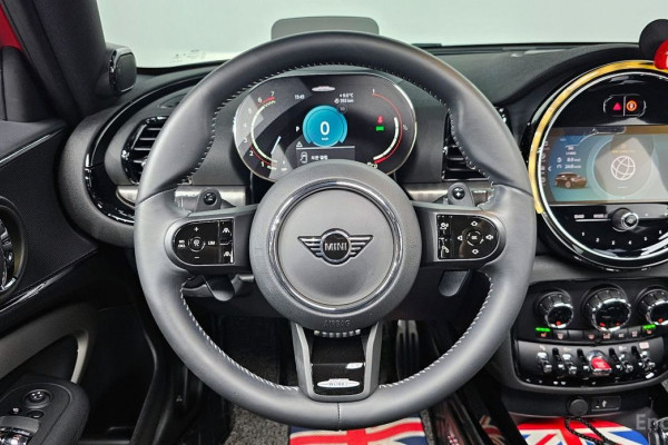 2023 Mini Clubman с пробегом 5 715 км