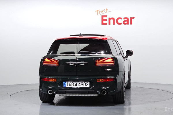 2023 Mini Clubman с пробегом 30 803 км