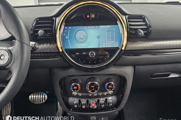 2023 Mini Clubman с пробегом 30 760 км