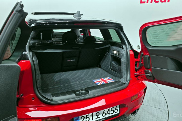 2023 Mini Clubman с пробегом 5 715 км