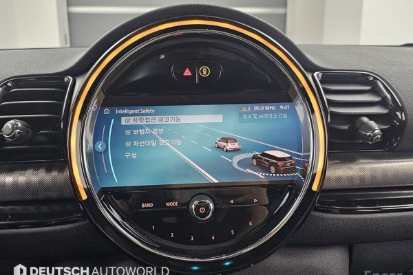 2023 Mini Clubman с пробегом 30 760 км