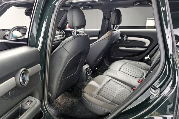 2023 Mini Clubman с пробегом 30 803 км