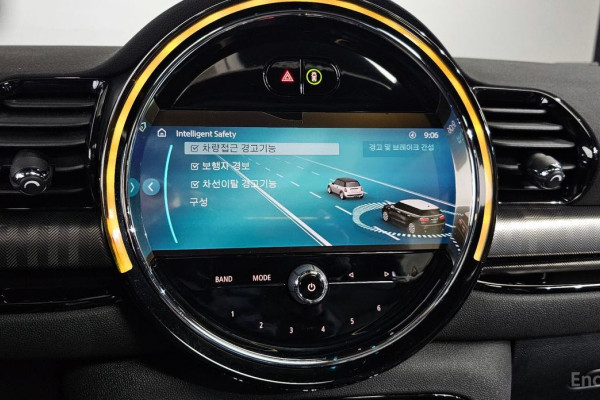 2023 Mini Clubman с пробегом 30 803 км