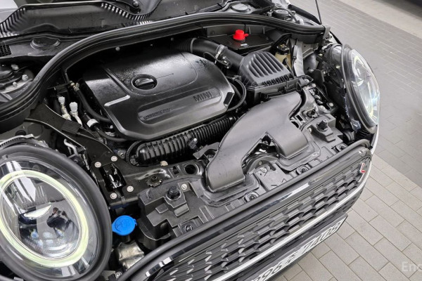 2023 Mini Clubman с пробегом 39 277 км