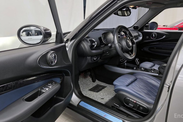 2023 Mini Clubman с пробегом 39 277 км