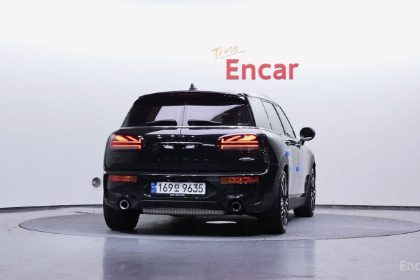 2023 Mini Clubman с пробегом 59 090 км