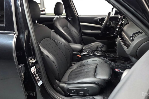 2023 Mini Clubman с пробегом 31 451 км