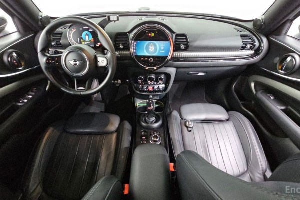 2023 Mini Clubman с пробегом 59 090 км