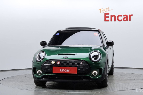 2022 Mini Clubman с пробегом 31 012 км