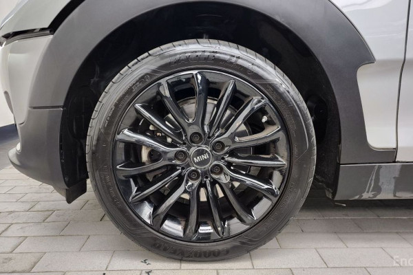 2023 Mini Clubman с пробегом 63 897 км