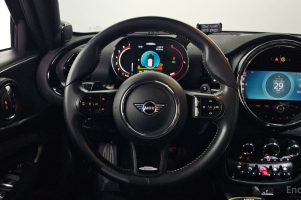 2023 Mini Clubman с пробегом 59 090 км