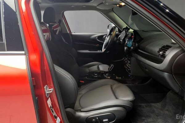 2023 Mini Clubman с пробегом 17 118 км