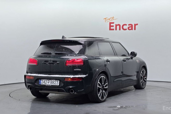 2023 Mini Clubman с пробегом 71 083 км