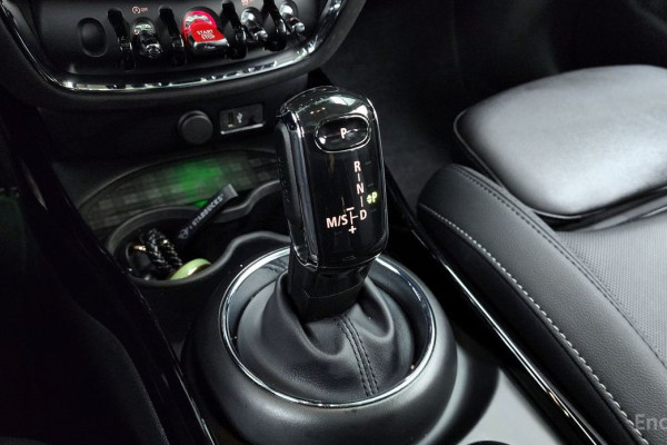 2023 Mini Clubman с пробегом 63 897 км