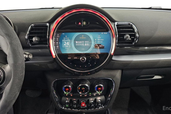 2022 Mini Clubman с пробегом 31 012 км