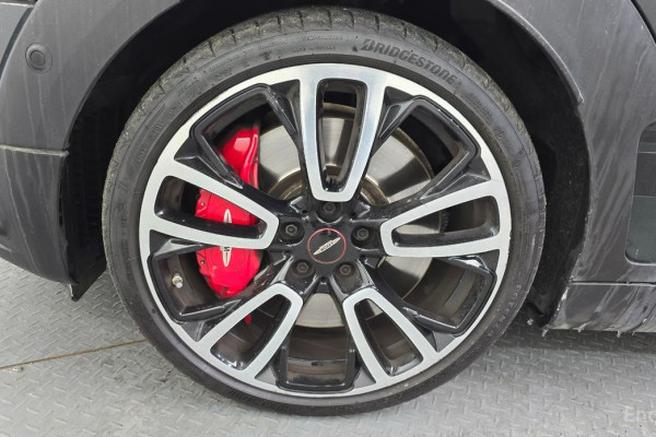 2023 Mini Clubman с пробегом 71 083 км