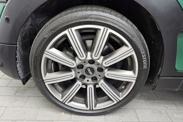 2023 Mini Clubman с пробегом 33 353 км