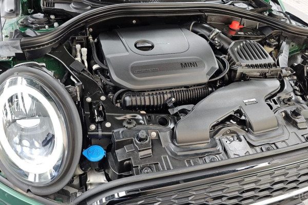 2023 Mini Clubman с пробегом 33 353 км