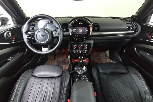 2023 Mini Clubman с пробегом 71 083 км