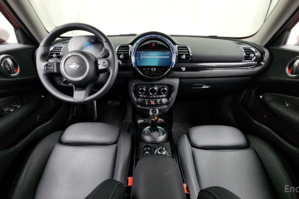 2023 Mini Clubman с пробегом 11 853 км