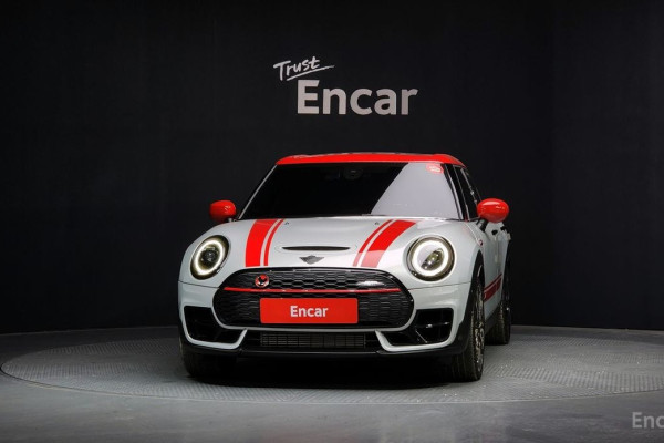 2022 Mini Clubman с пробегом 9 754 км