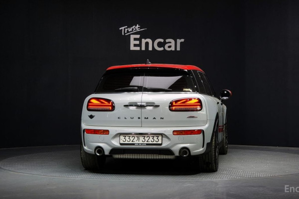 2022 Mini Clubman с пробегом 9 754 км