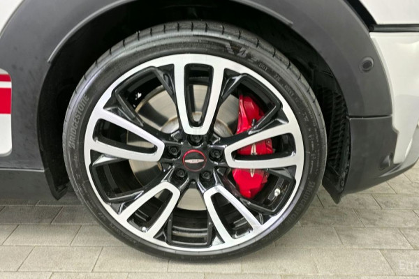 2023 Mini Clubman с пробегом 30 787 км