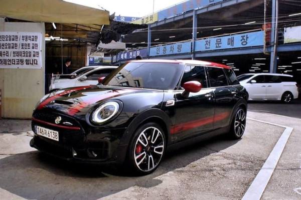2023 Mini Clubman с пробегом 71 198 км