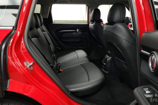 2023 Mini Clubman с пробегом 11 853 км