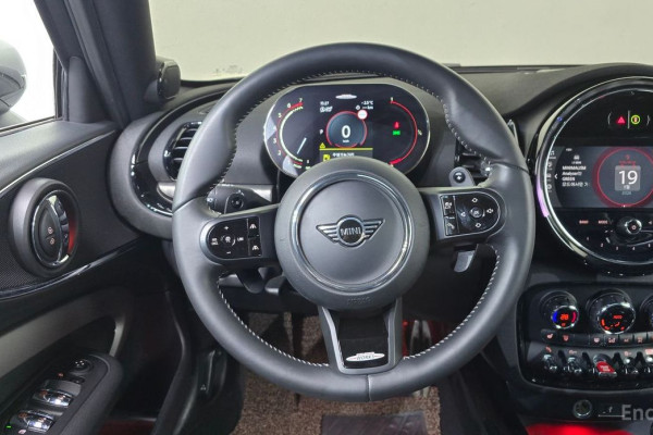 2023 Mini Clubman с пробегом 71 083 км